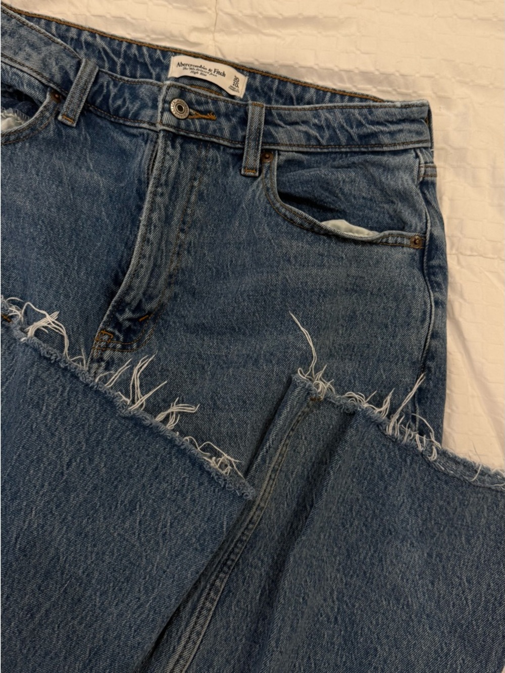 Abercrombie & Fitch Frayed Hem Straight Denim Jeans